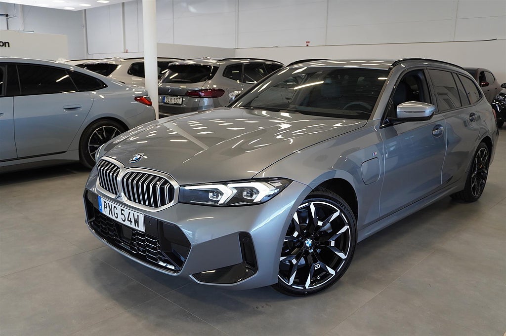 BMW 330 e xDrive Touring M-Sport Navi Adaptiv F HiFi Backkamera