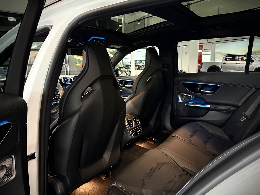 Mercedes-Benz C 63 S AMG E Performance 4Matic Carbon Burmester Panorama - bild 11