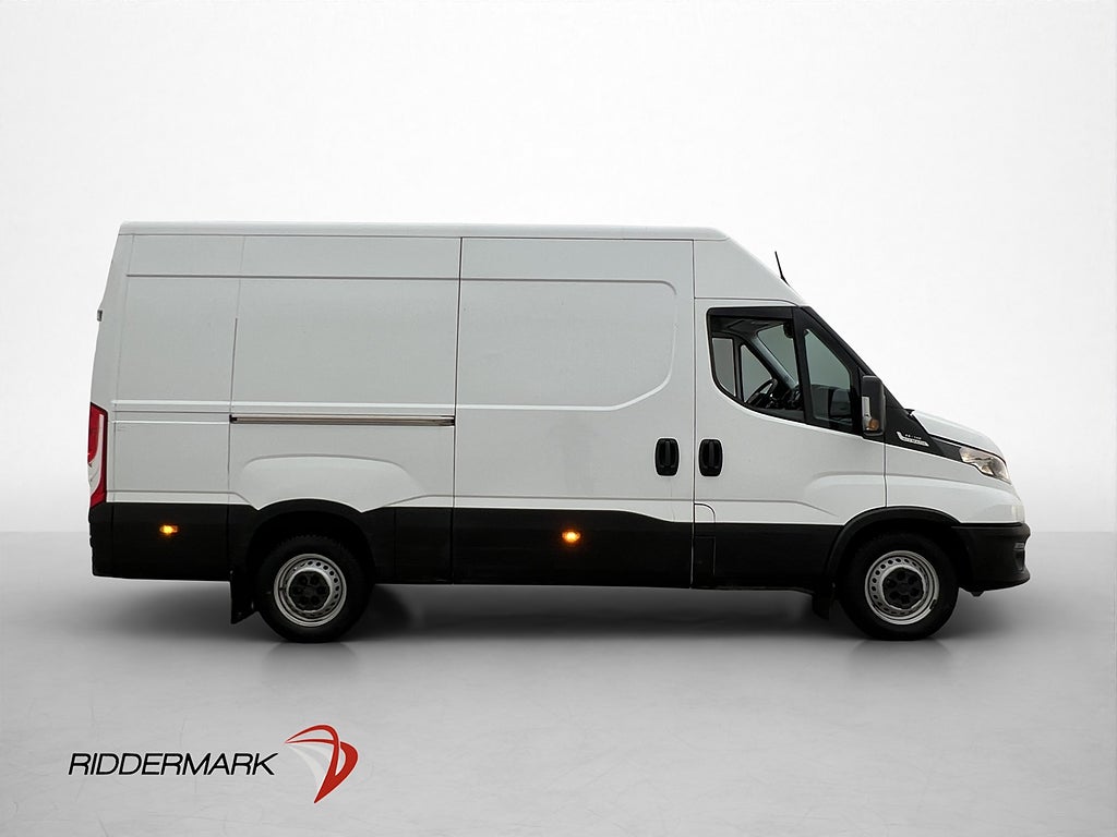 Iveco Daily L3H2 2.3 Värmare 3-Sits Farthållare MOMS 5550Mil