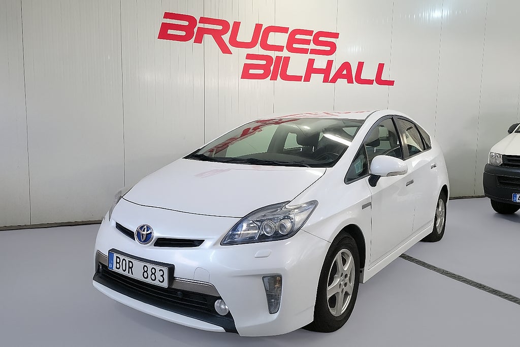 Toyota Prius Plug-in Hybrid 1.8 VVT-i + 3JM Plug-in CVT Euro 5