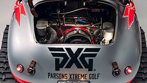 Den 65-åriga Porsche ska färdas 58,7 mil i Antarktis. Foto: Valkyrie Racing. 