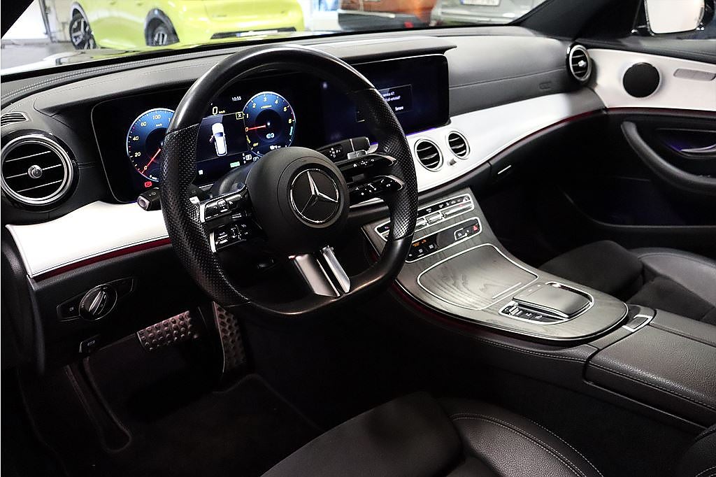 Bild på Mercedes-Benz E 300de AMG Line T 4MATIC 306hk - DRAG, WIDESCREEN