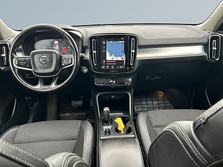 Volvo XC40 D3 AWD Momentum Pro SoV-Däck/Elstol/Kamera/Psens/Navi – bild 8