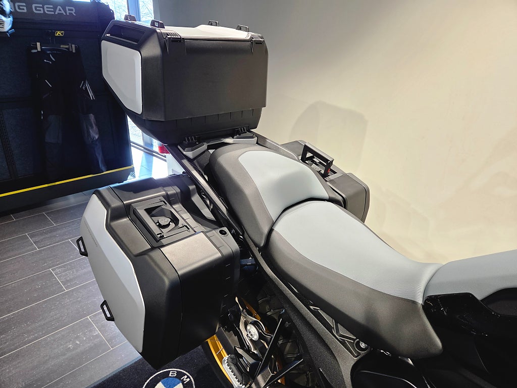 BMW R1300GS/Räntekampanj 3,45%/Automat/Väskor ingår/Omg lev!