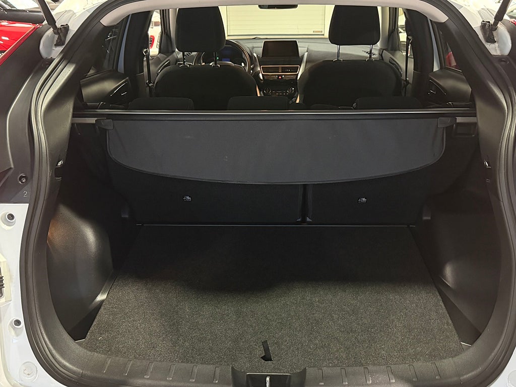 Mitsubishi Eclipse Cross 1.5 CVT Intense | 360-Kam | Värmare