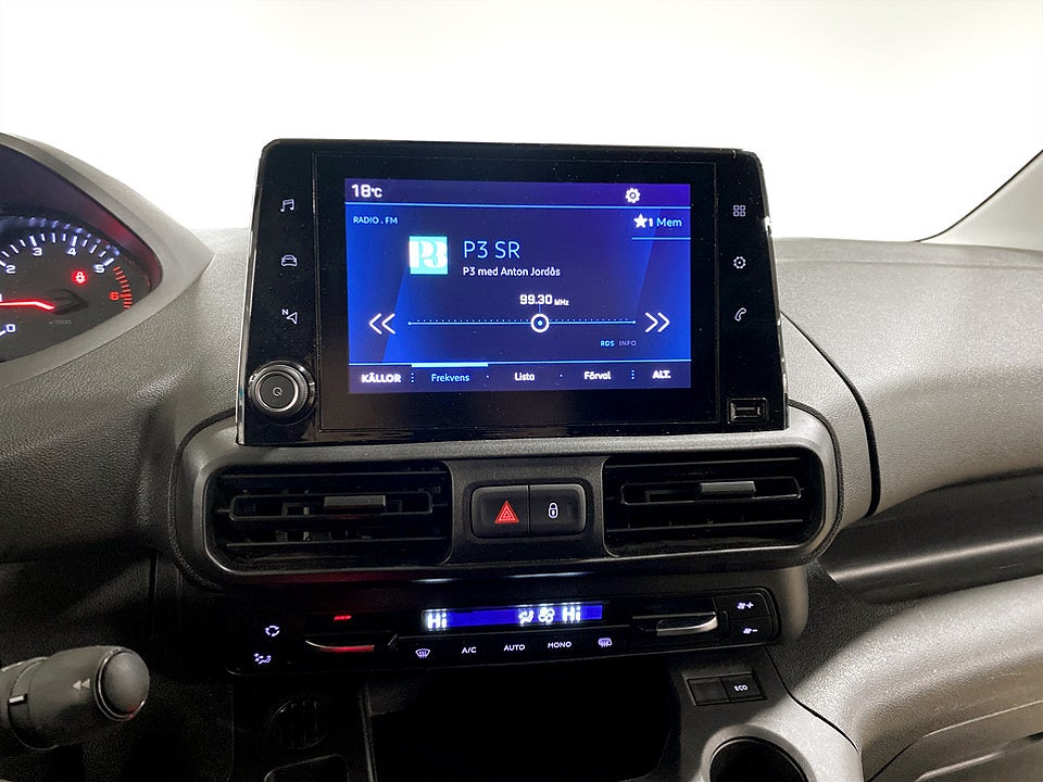 Bild på Peugeot Partner PRO+ 1.5 BHDi 130hk Aut L1 B-KAMERA DRAG