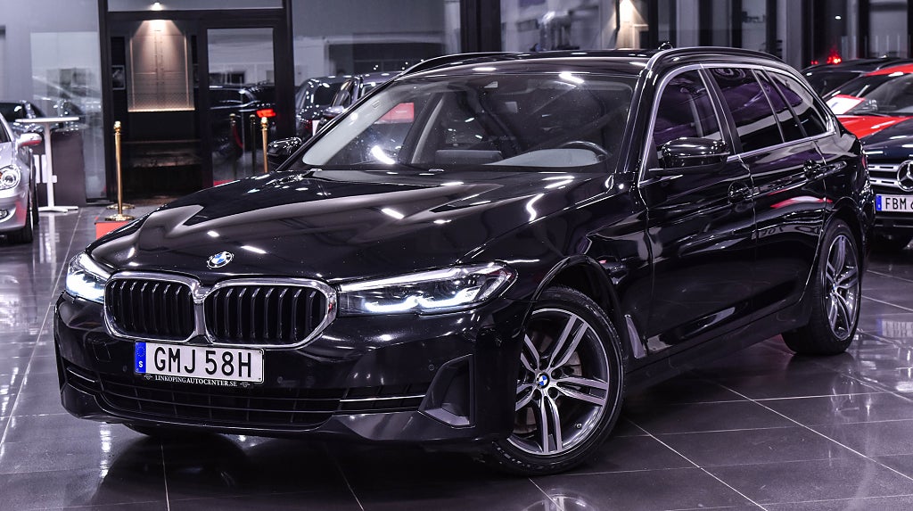 BMW 520d Touring Steptronic|Dragkrok|Helskinn|Värmare|B-Kamera