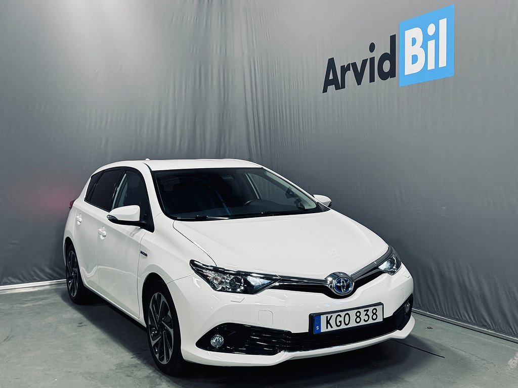 Toyota Auris Hybrid Active Plus 4,95% RÄNTA Läder Lane B-kam