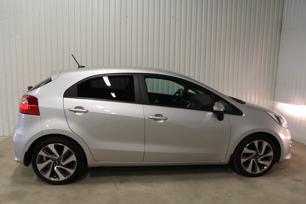 Kia Rio 5-dörrar 1.2 Special Edition utrustad och fin