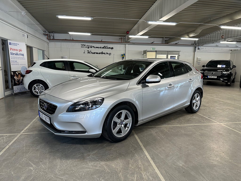 Volvo V40 T2 Momentum Värmare Sensorer Kamrembytt Fullservad