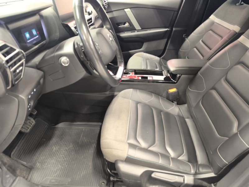 Citroen C4 1,2 PureTech Automat 155hk 2021, bild 7/40