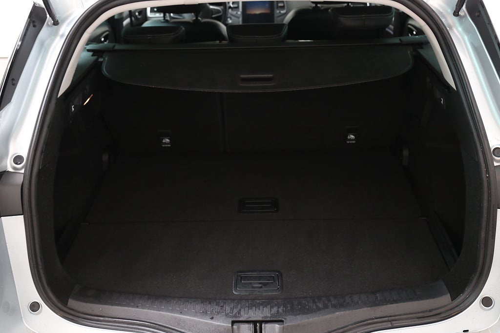 Renault Mégane Sport Tourer 1,3 TCe 140hk Aut Navi Kamera 2023