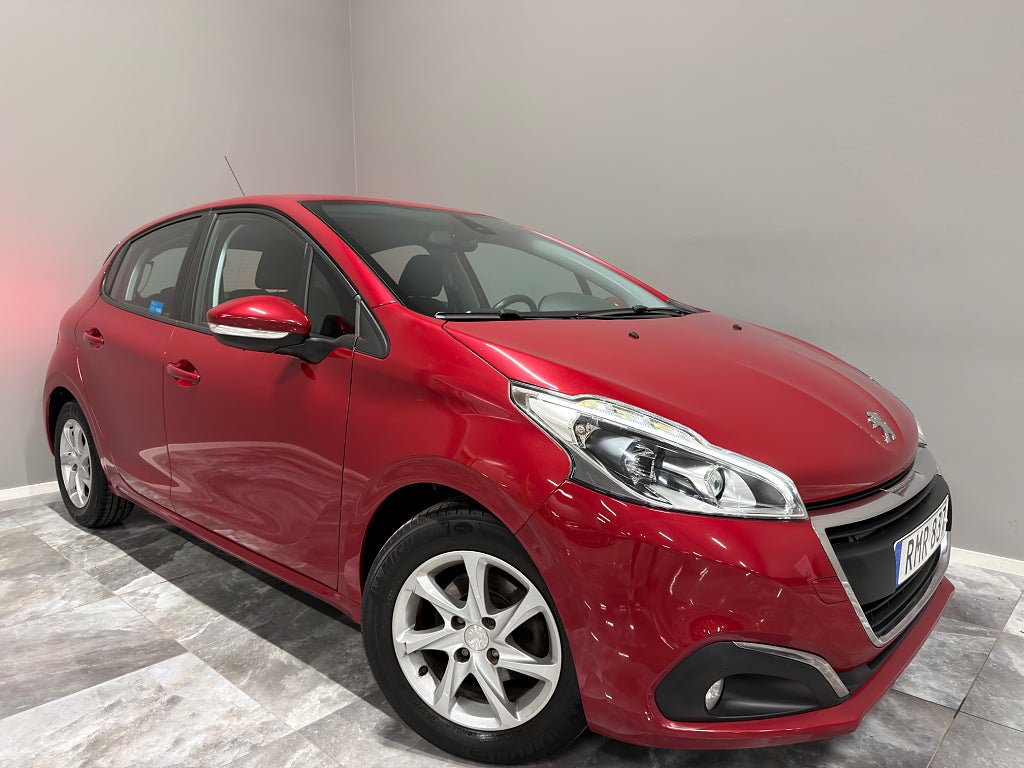 Peugeot 208 5-dörrar 1.2 PureTech Automat/Fullservad/82HK