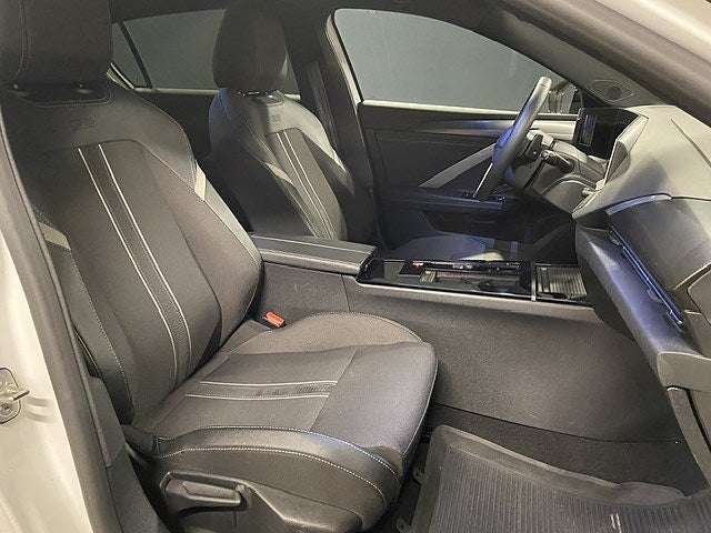 Bild på Opel Astra GS 5D 1.2 PT 130hk Aut - 360-KAMERA, NAV