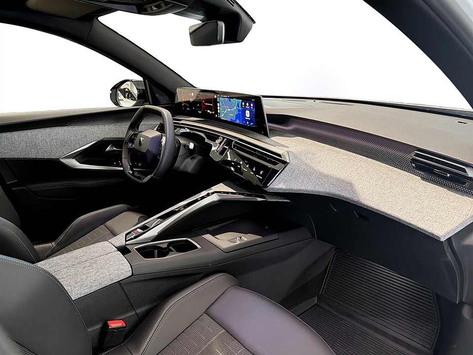 Bild på Peugeot 3008 GT Hybrid 145hk Aut B-KAMERA CARPLAY