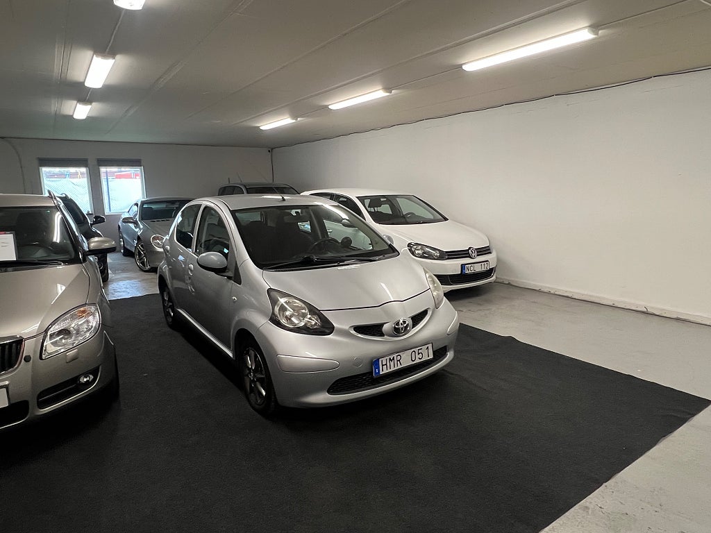 Toyota Aygo 5-dörrar 1.0 VVT-i MultiMode Euro 4 Ny servat
