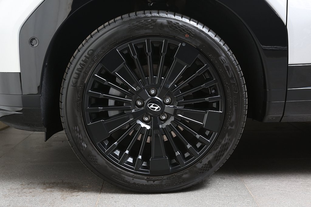 Hyundai Santa Fe PHEV 4WD Calligraphy Line 7 Sits Låga mil 2025