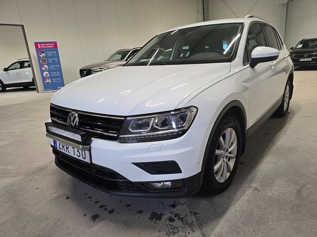 Volkswagen Tiguan 1.4 TSI 4Motion Base *Dragkrok *Backkamera *Värmare