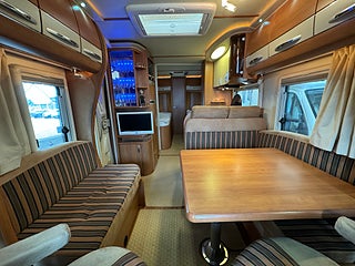 Husbil-halvintegrerad Hobby Toskana Exclusive 750 ELC 5 av 24