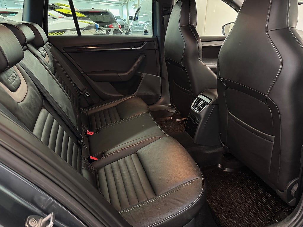 Skoda Octavia 2015 - miniatyr 12