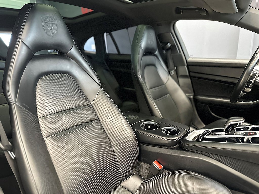 Porsche Panamera 4 E-Hybrid Sport Turismo PDK/B-kamera/NAV/Burmester