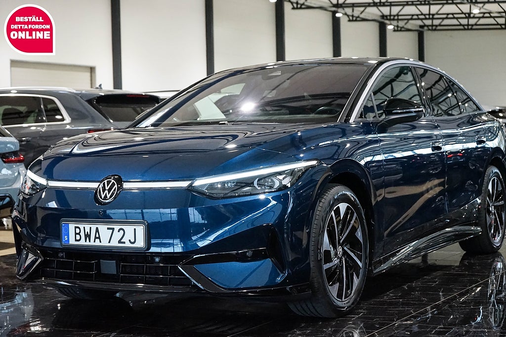 Volkswagen ID.7 Pro Sedan 286hk HUD 360 Kamera Drag IQ-Lights