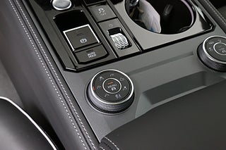 SUV Volkswagen Touareg 24 av 30