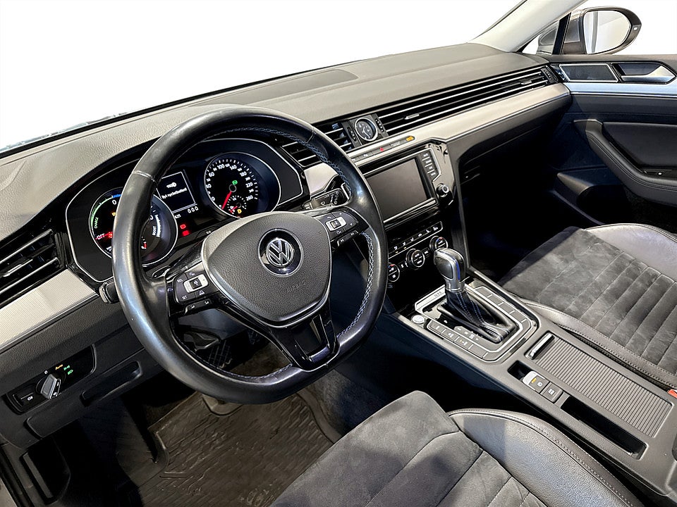 Bild på Volkswagen Passat GTE 1.4 TSI 218hk Aut DRAG, KAMERA, VÄRMARE