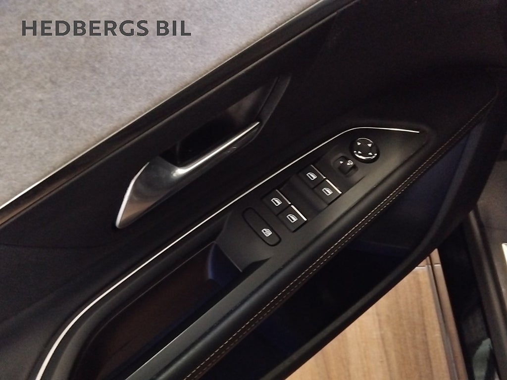 Peugeot 5008 1.2 PureTech 130 GT Automat  thumbnail