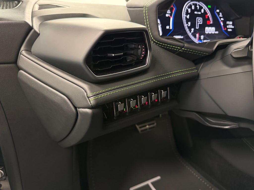 Lamborghini Huracán 2020 - miniatyr 16