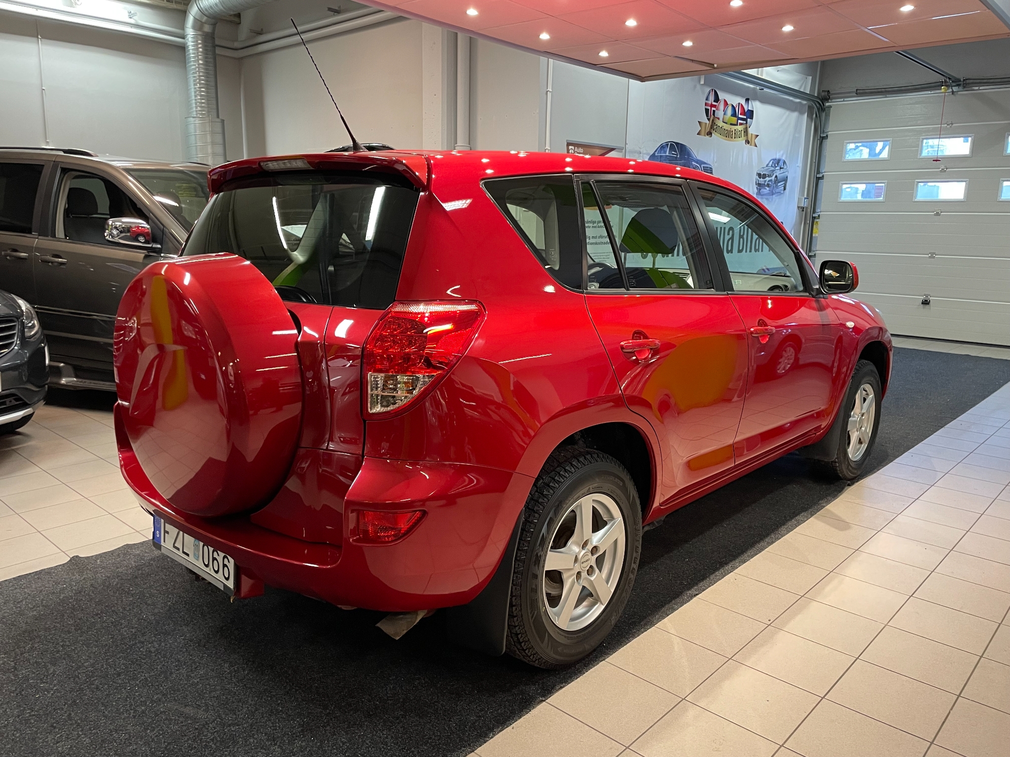 Toyota RAV4 2.0 VVT-i 4x4 Automat Endast 2007, bild 5/47