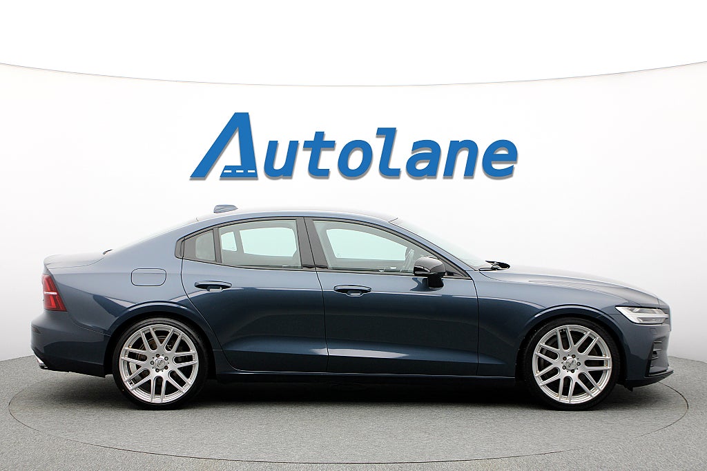 Volvo S60 T5 R-Design, CarPlay, H/K, BLIS, Värmare, VOC 250hk