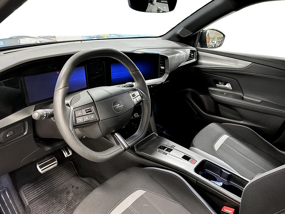 Bild på Opel Mokka GS 1.2 PT 130hk Aut B-KAMERA CARPLAY
