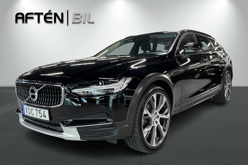 Volvo V90 Cross Country D4 AWD Business 190hk - Värmare, P-sensorer