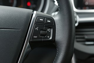 Halvkombi Volvo V40 15 av 23