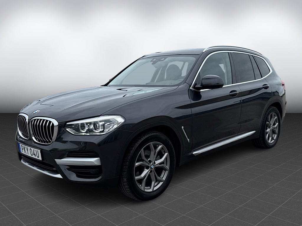 BMW X3 xDrive20d 190hk Navi Värmare Drag