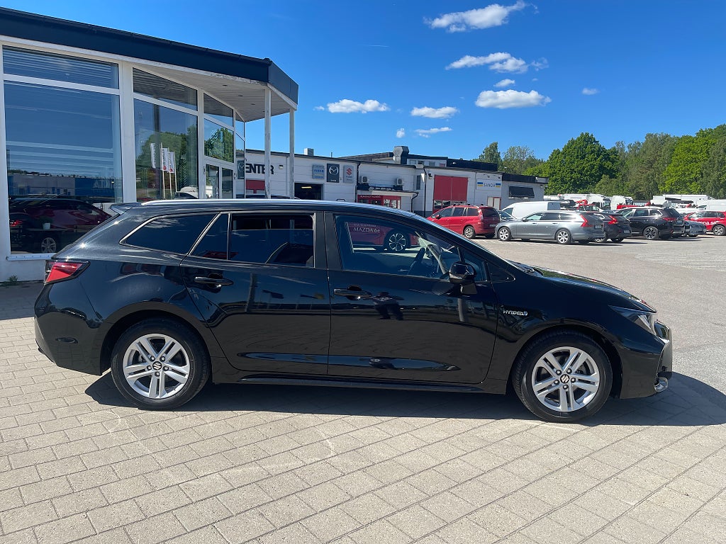 Suzuki Swace Hybrid 1.8 VVT-i E-CVT 122 hk ENDAST 2323 mil