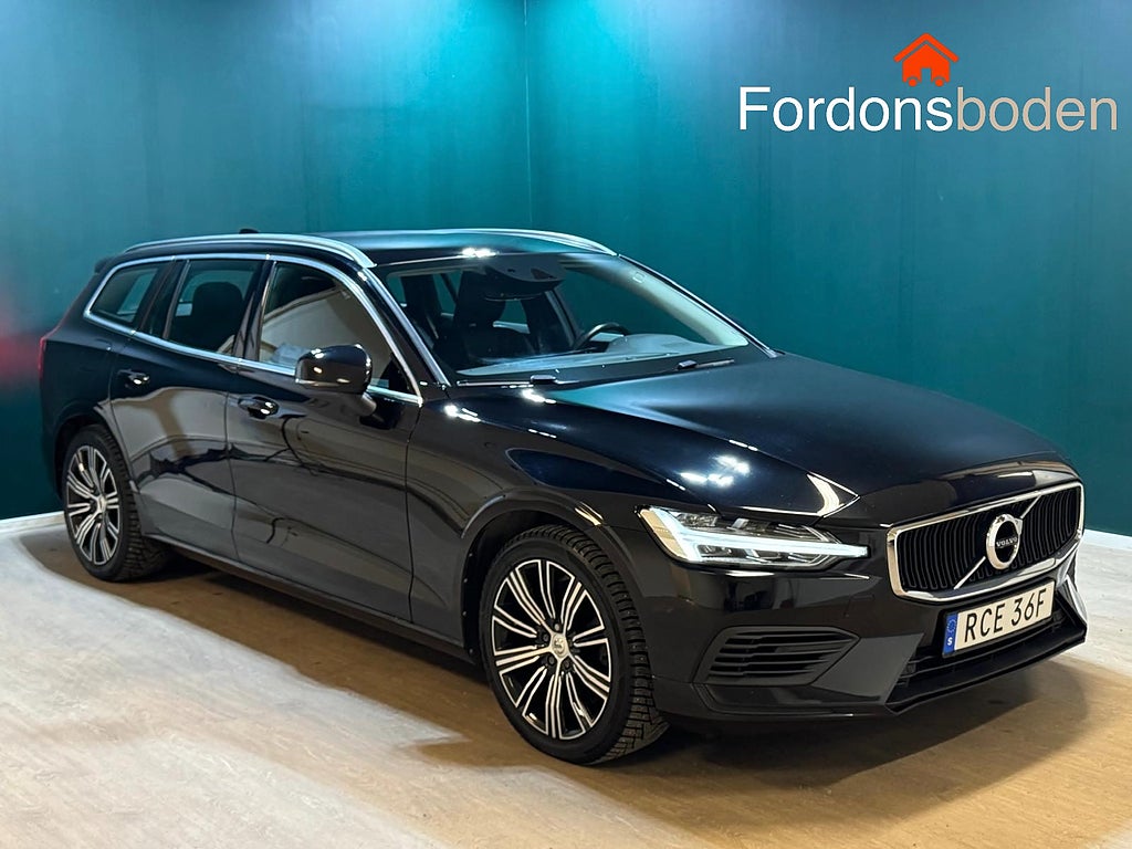 Volvo V60 Recharge T6 AWD Momentum Drag Värme 1 Ägare Moms