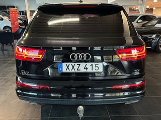 Audi Q7 3.0 TDI V6 Quattro BOSE/Dragkrok/7-sits/Dvärm/MoK – bild 7