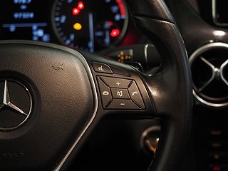 Halvkombi Mercedes-Benz B 23 av 26