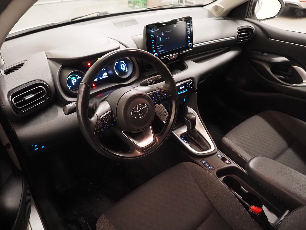 Toyota Yaris Hybrid CVT 116hk Active Plus Backkamera 2020