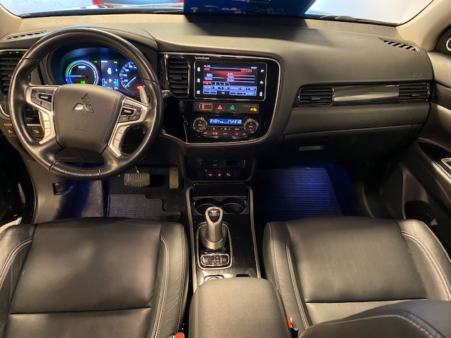 Mitsubishi Outlander 2017, bild 4/43