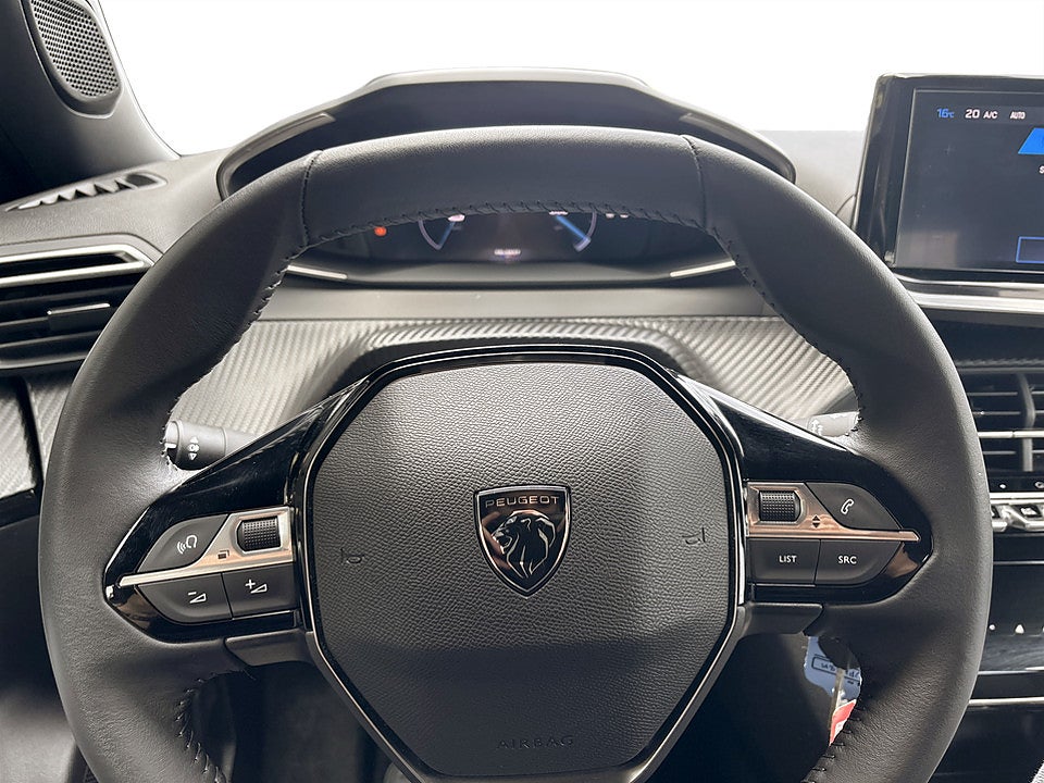 Bild på Peugeot 2008 Allure 1.2 PT 130hk CARPLAY P-SENSORER