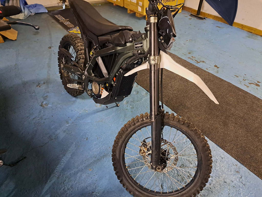 SURRON Ultra bee 