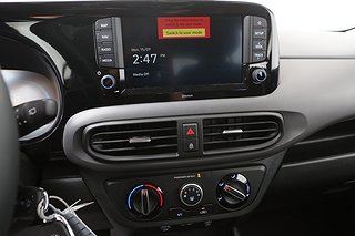 Halvkombi Hyundai i10 18 av 21