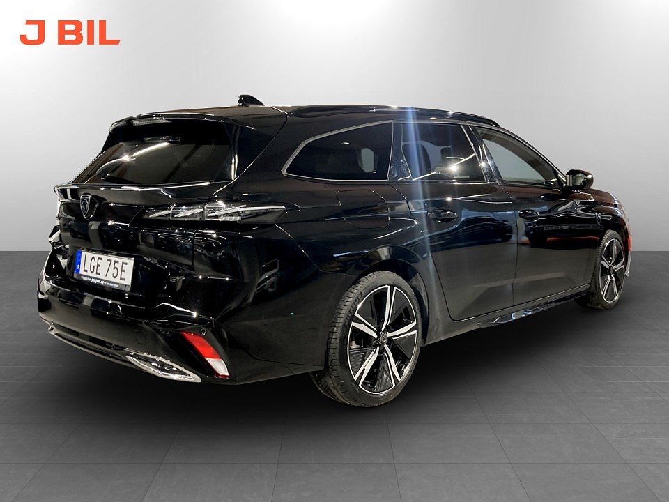 Bild på Peugeot 308 SW GT 1.2 PT 130hk Aut - B-KAMERA, CARPLAY