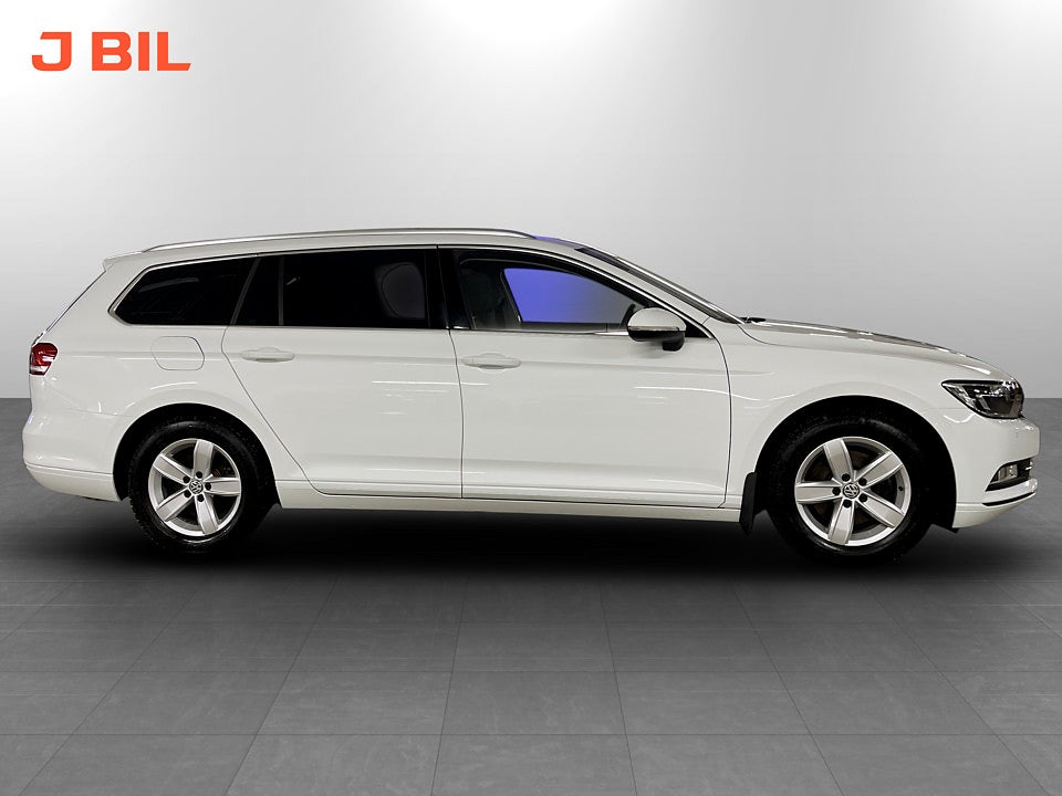 Bild på Volkswagen Passat Sportcombi 1.5 TSI 150hk Aut VÄRMARE V-HJUL