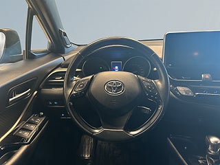 Toyota C-HR Hybrid CVT X-Edition JBL-LJUD Mvärmare RvärmeS&V – bild 9