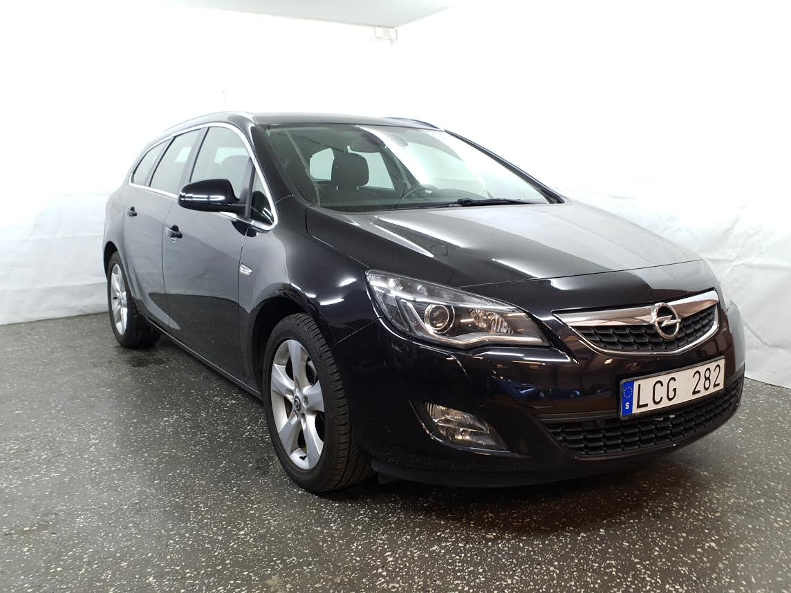 Opel Astra 2011, bild 2/36