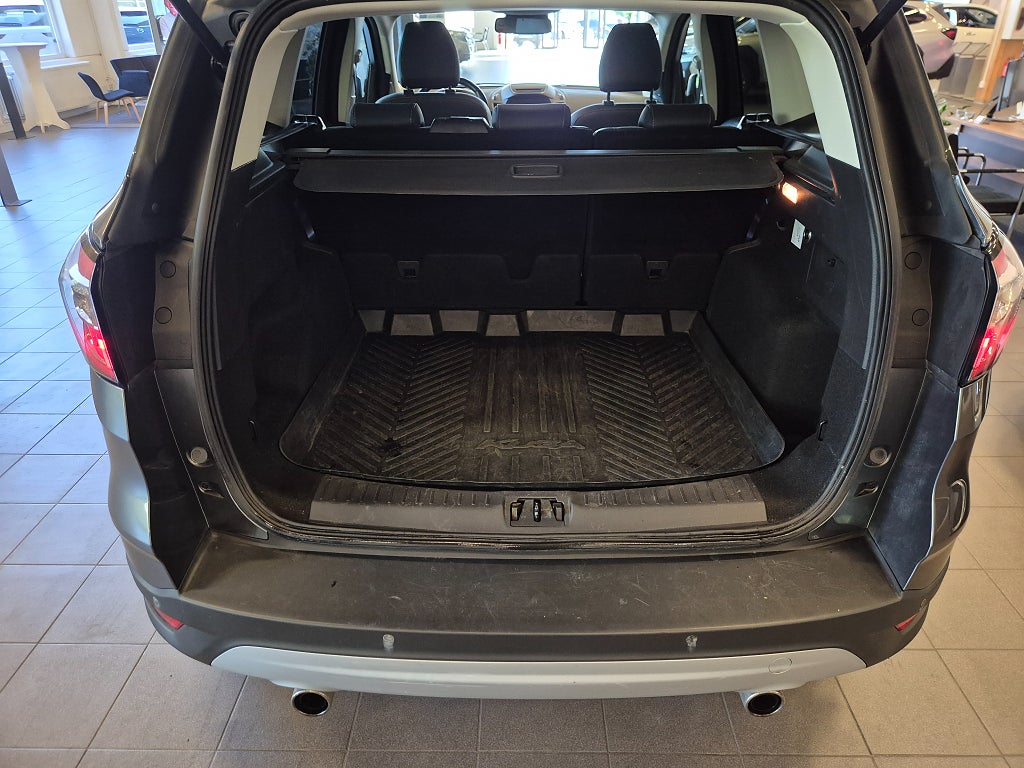 Ford Kuga 1.5 EcoBoost 150hk Titanium Euro 6 / 1 ägare sen ny